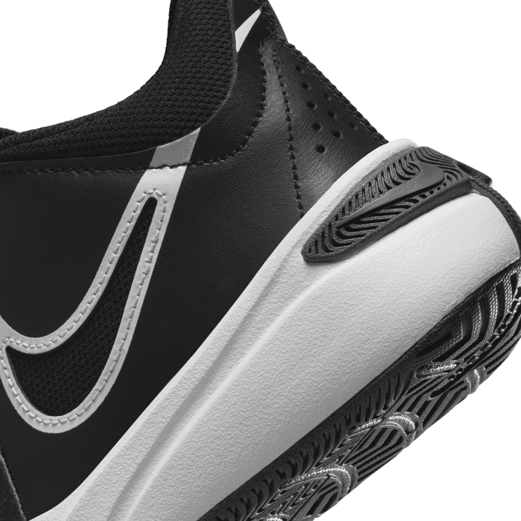 Nike Team Hustle D11 GS 'Black White' Angle 5