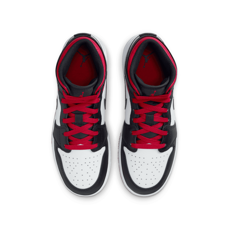 Air Jordan 1 Mid GS 'Gym Red Black Toe' Angle 1