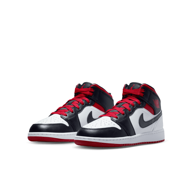 Air Jordan 1 Mid GS 'Gym Red Black Toe' Angle 2