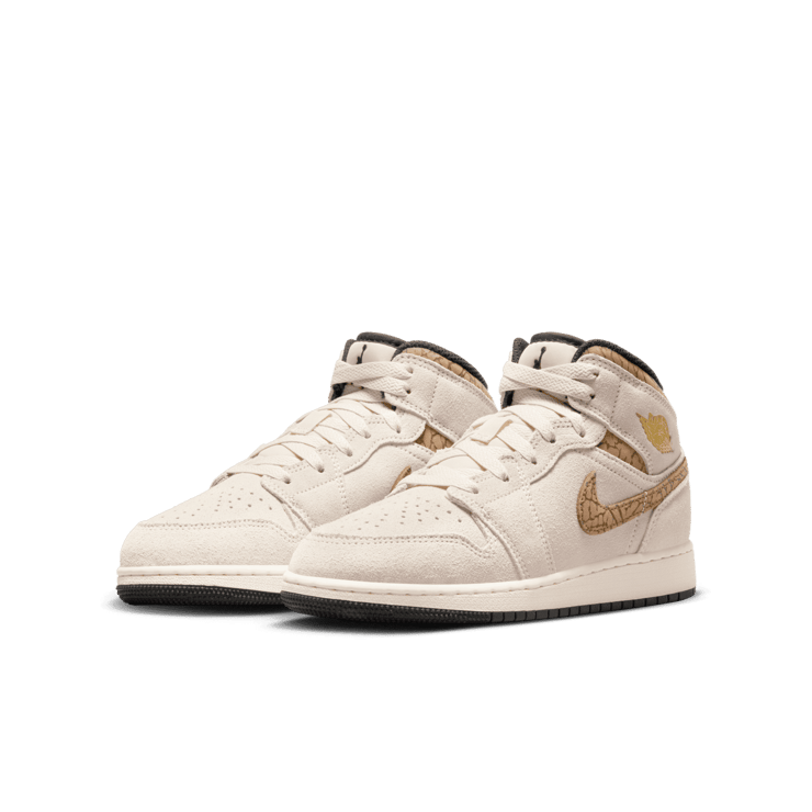 Air Jordan 1 Mid SE GS 'Brown Elephant' Angle 2