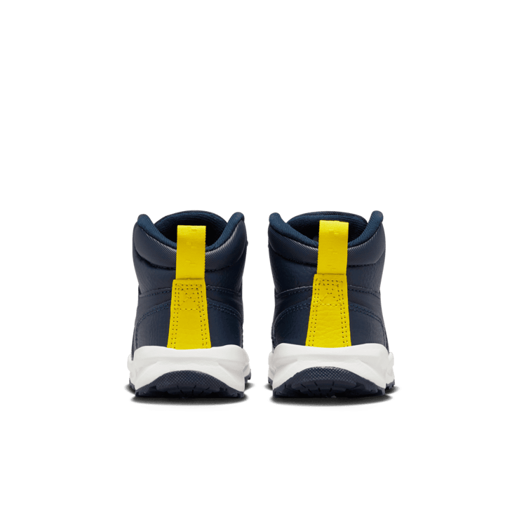 Nike Manoa Baby/Toddler Boots Angle 2