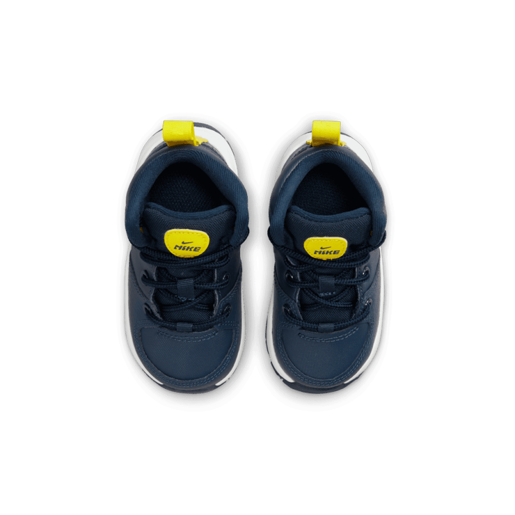 Nike Manoa Baby/Toddler Boots Angle 1
