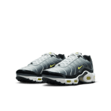 Nike Air Max Plus GS 'Black Bright Cactus' Angle 2