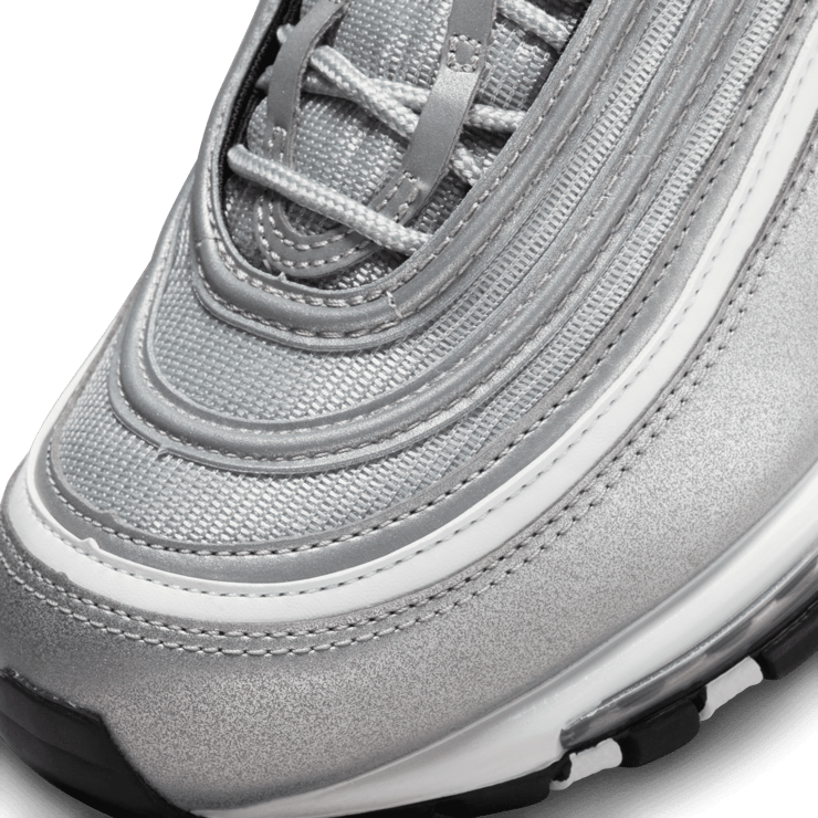 Nike Air Max 97 OG Silver Bullet Angle 4