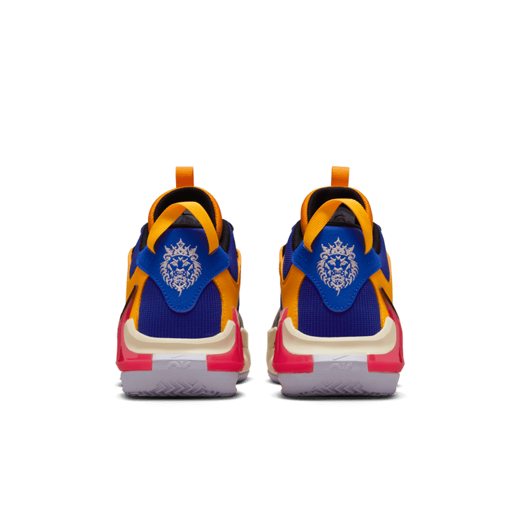 Nike LeBron Witness 7 GS 'Multi-Color' Angle 3