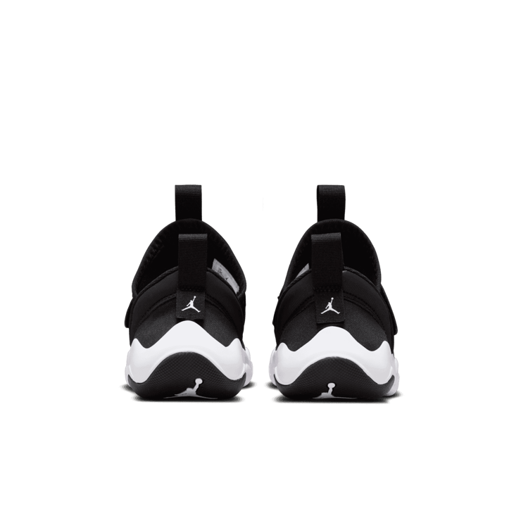 Jordan 23/7 PS 'Black White' Angle 3