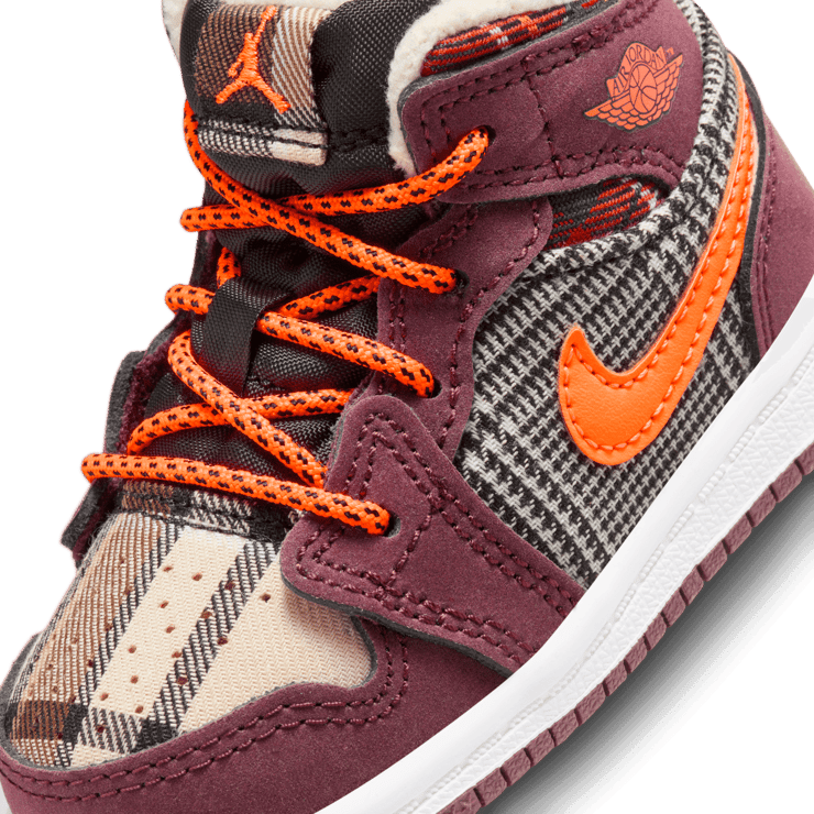 Air Jordan 1 Mid SE TD 'Plaid' Angle 4