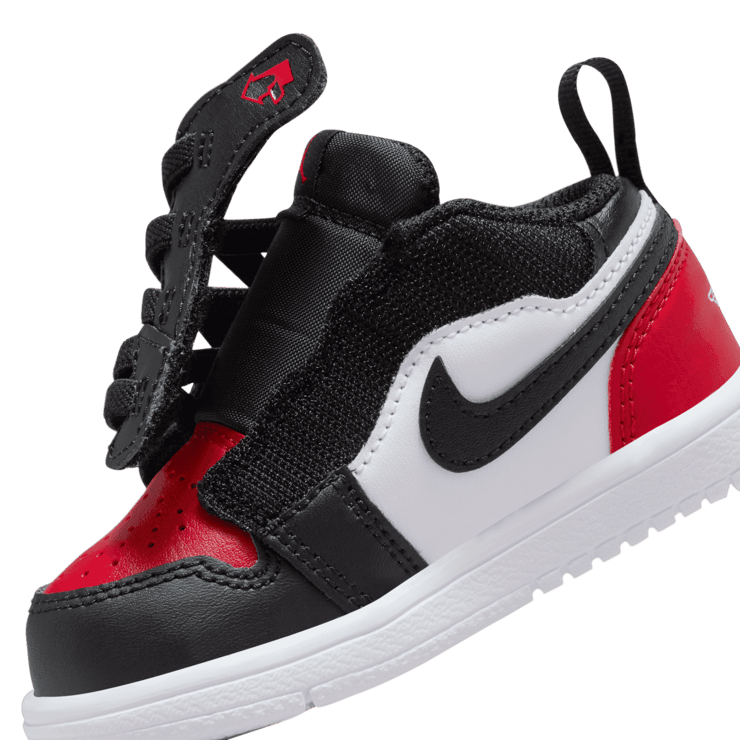 Air Jordan 1 Low ALT TD 'Bred Toe 2.0' Angle 5