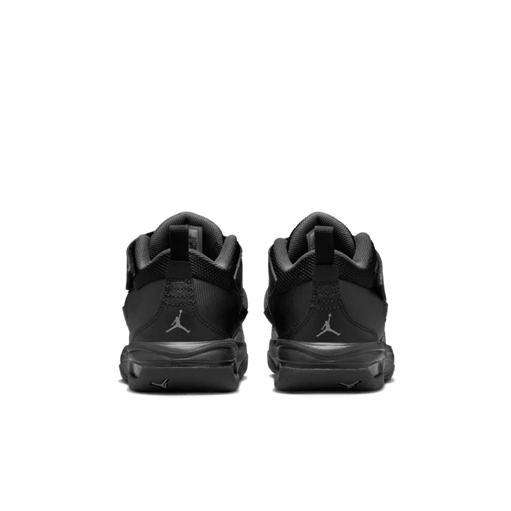 Nike Stay Loyal 3 Little Kids' Angle 3