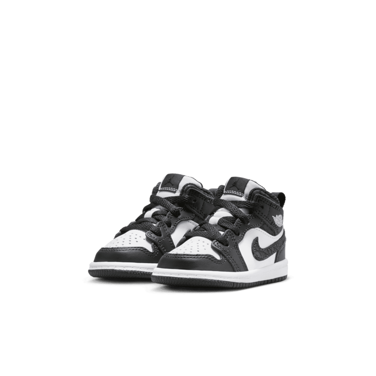 Air Jordan 1 Mid SE TD 'Panda Elephant' Angle 2