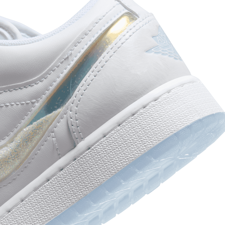 Air Jordan 1 Low SE GS 'Glitter Swoosh' Angle 5