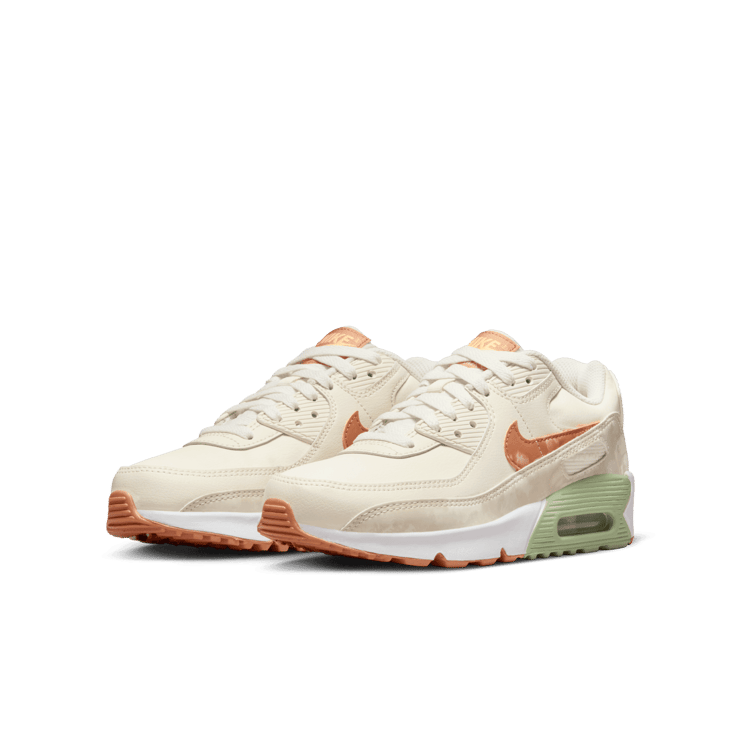 Nike Air Max 90 Leather GS 'Pale Ivory Honeydew' Angle 2