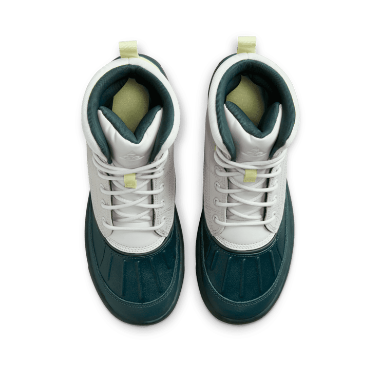 Nike Woodside 2 High ACG Big Kids' Boots Angle 1