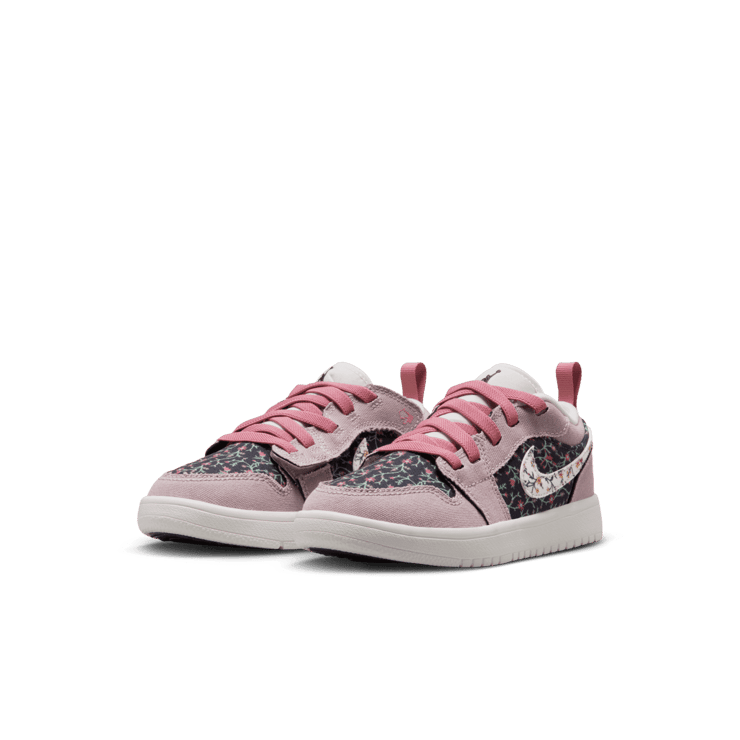 Jordan 1 Low Alt SE Little Kids' Angle 2