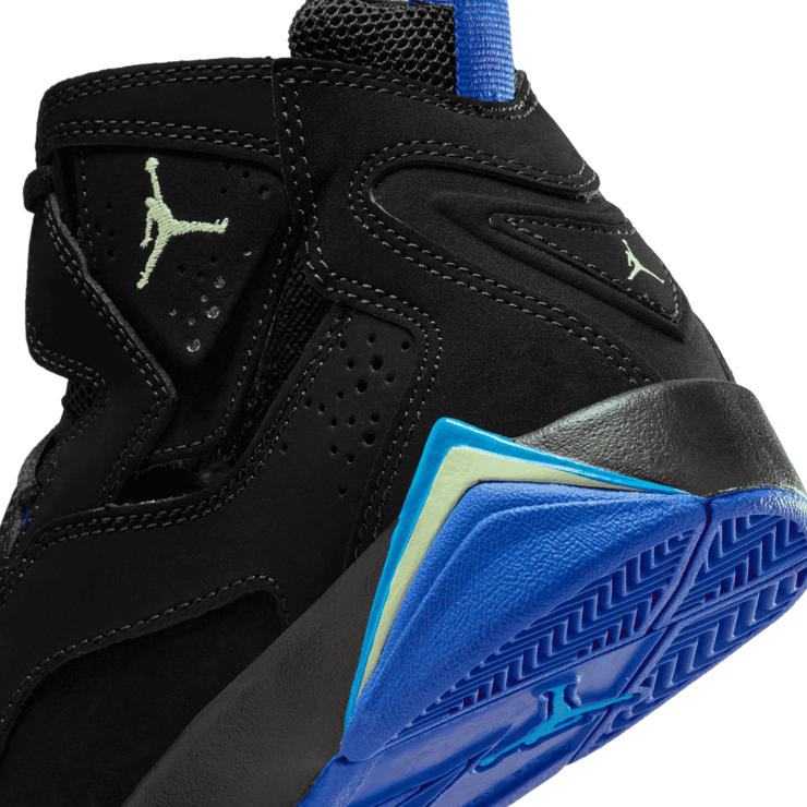 Jordan True Flight GS 'Black Hyper Royal' Angle 5