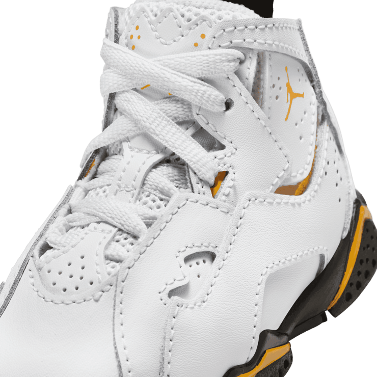 Jordan True Flight TD 'White Yellow Ochre' Angle 4