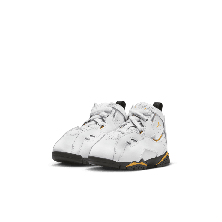 Jordan True Flight TD 'White Yellow Ochre' Angle 2