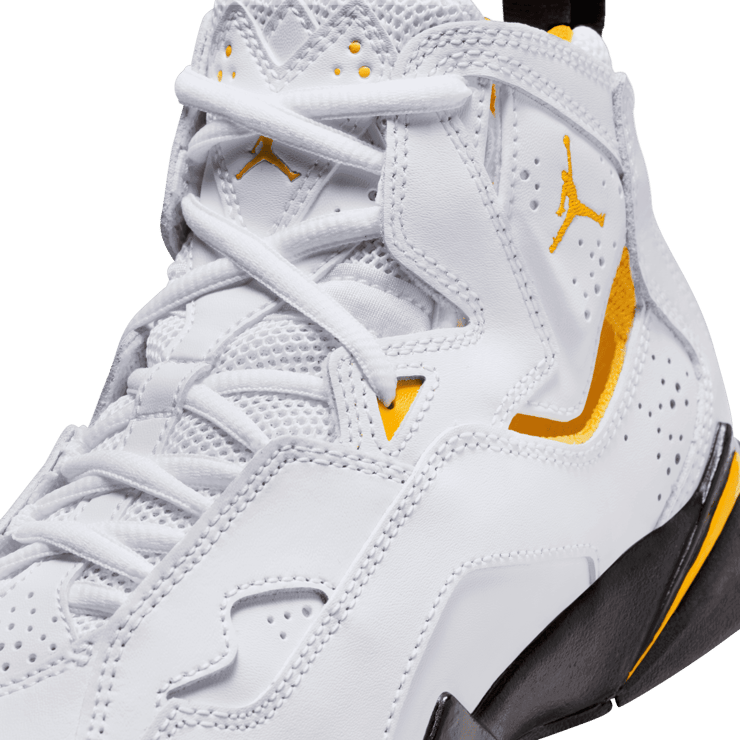 Jordan True Flight Big Kids' Angle 4