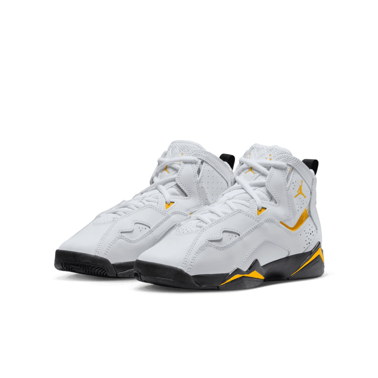 Jordan True Flight Big Kids' Angle 2