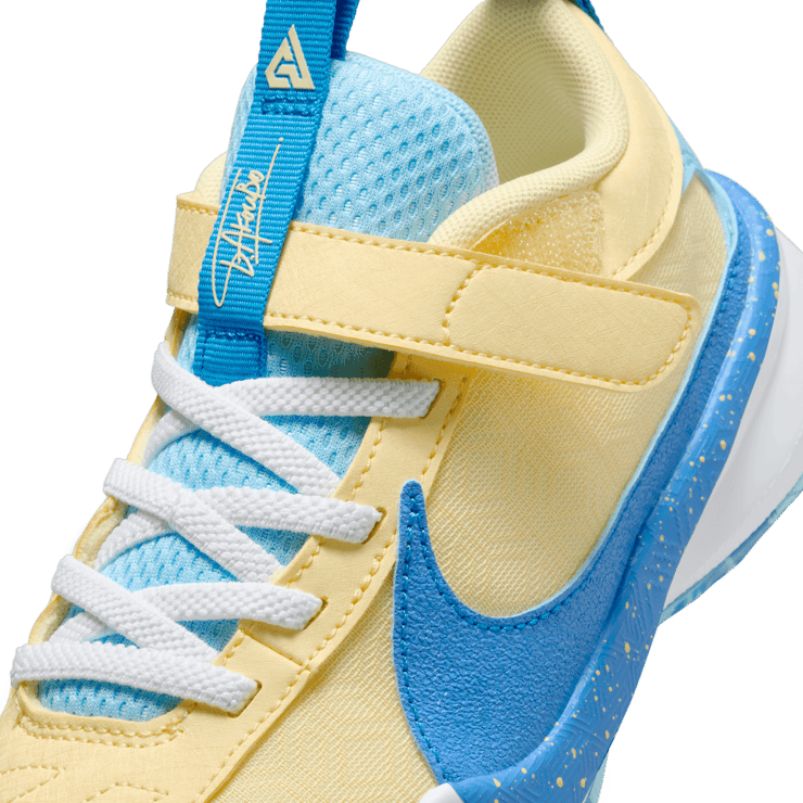 Nike Zoom Freak 5 PS 'Canary Yellow' Angle 4