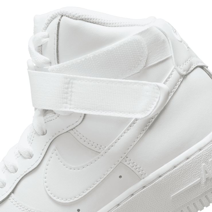 Nike Air Force 1 High LE GS 'Triple White' Angle 4