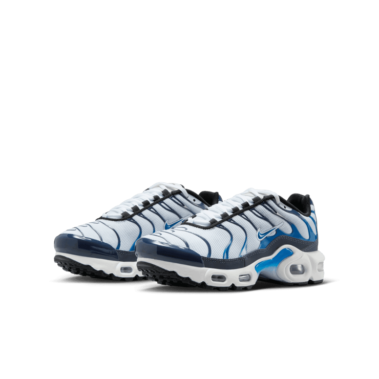 Nike Air Max Plus Big Kids' Angle 1