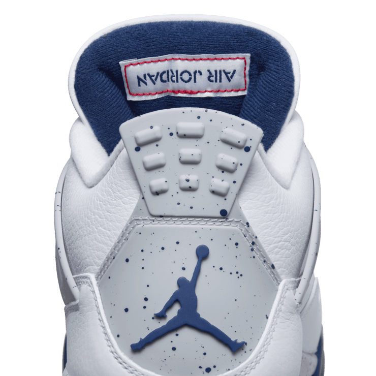 Air Jordan 4 Midnight Navy Angle 6
