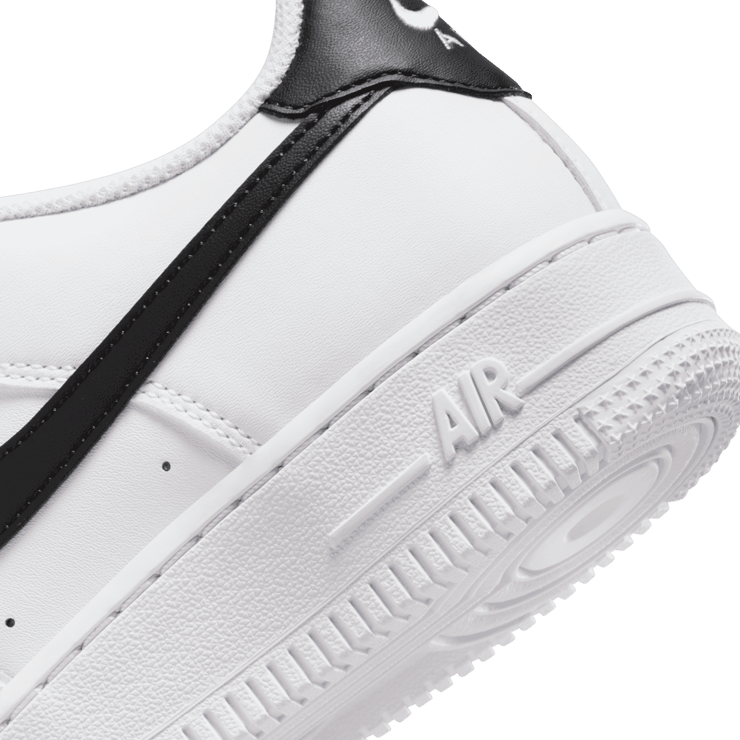 Nike Air Force 1 GS 'White Black' Angle 5