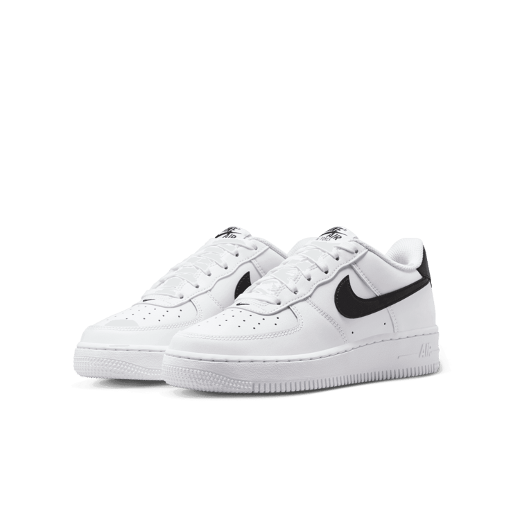 Nike Air Force 1 GS 'White Black' Angle 2