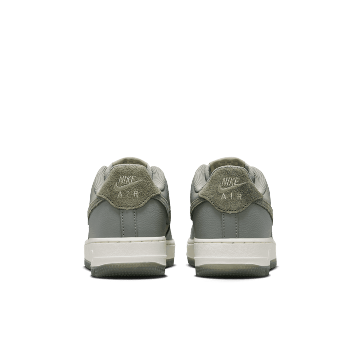 Nike Air Force 1 LV8 Big Kids' Angle 3