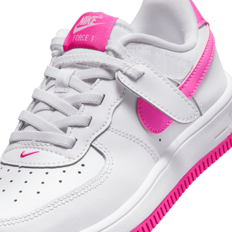 Nike Force 1 Low EasyOn Little Kids' Angle 4