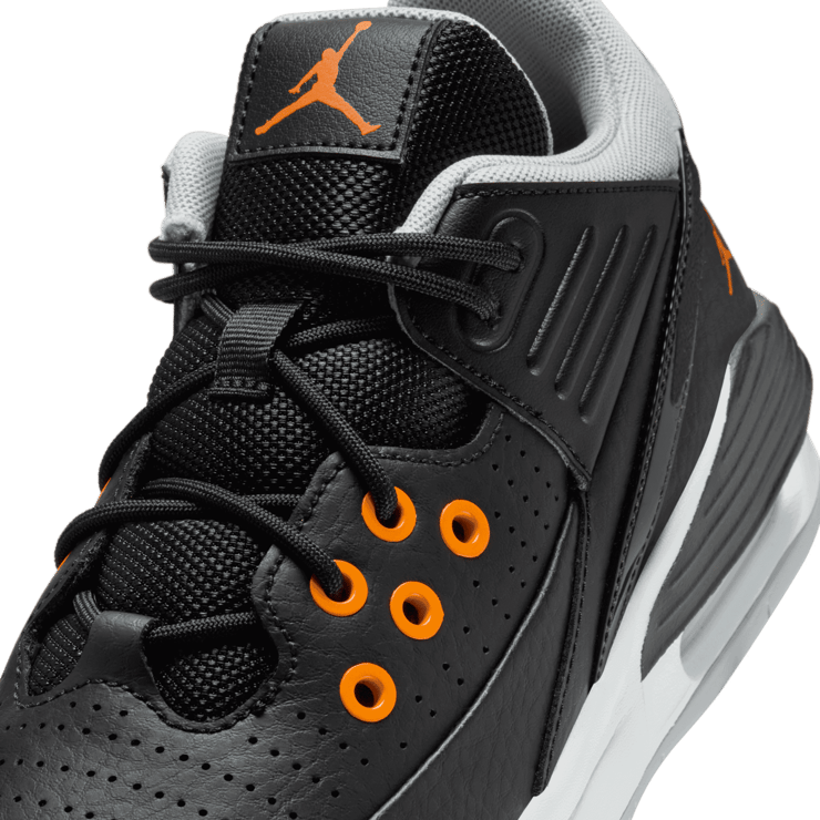 Jordan Max Aura 5 Big Kids' Angle 4