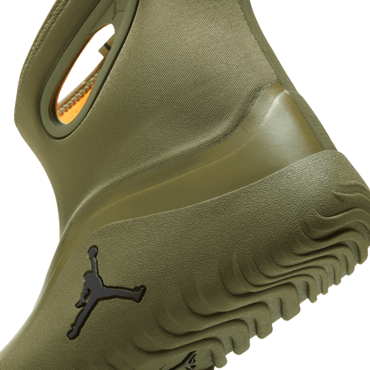 Jordan Lil Drip Little Kids' Boots Angle 5