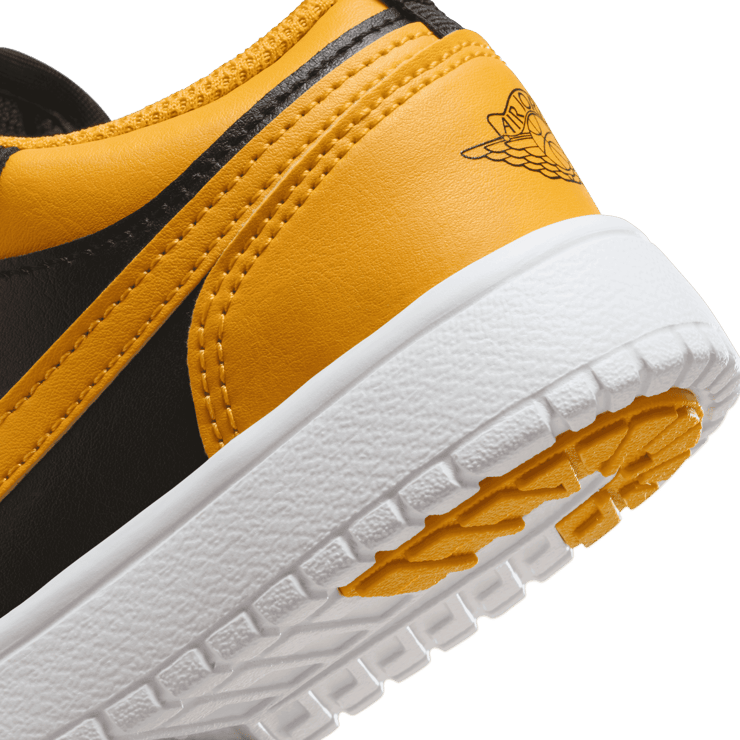 Air Jordan 1 Low ALT PS 'Black Yellow Ochre' Angle 5