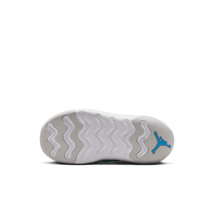 Air Jordan 23/7 Little Kids' Angle 0