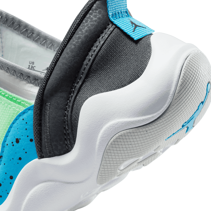 Air Jordan 23/7 Little Kids' Angle 5