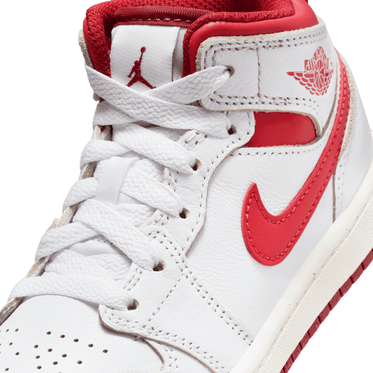 Air Jordan 1 Mid SE PS 'White Dune Red' Angle 3