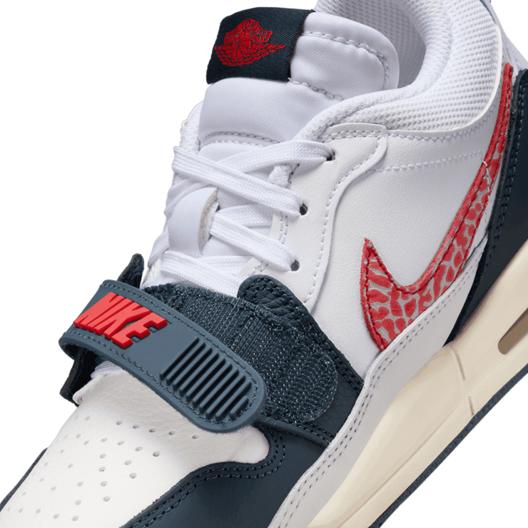 Jordan Legacy 312 Low GS 'USA' Angle 4