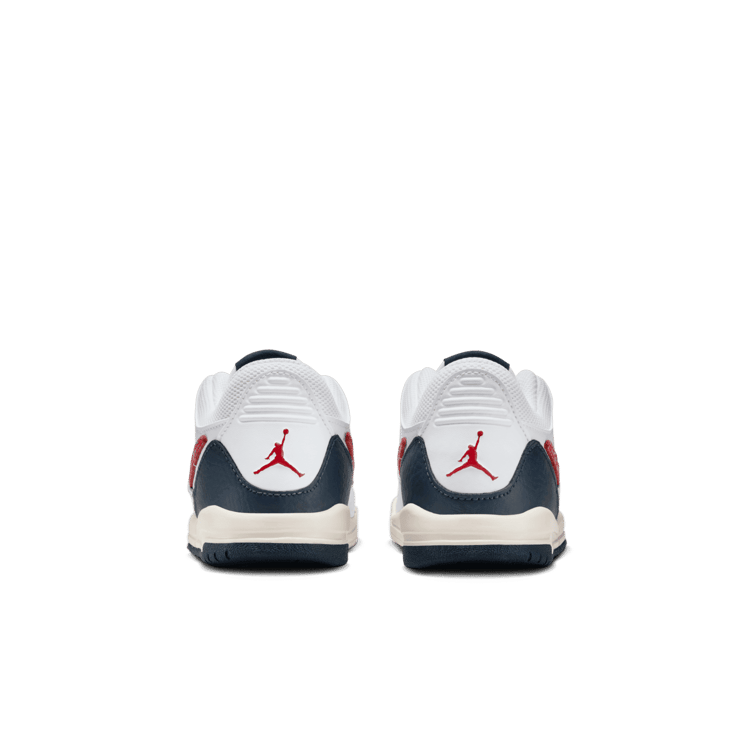 Air Jordan Legacy 312 Low Little Kids' Angle 3