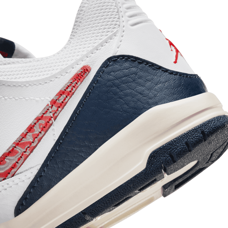 Air Jordan Legacy 312 Low Little Kids' Angle 5