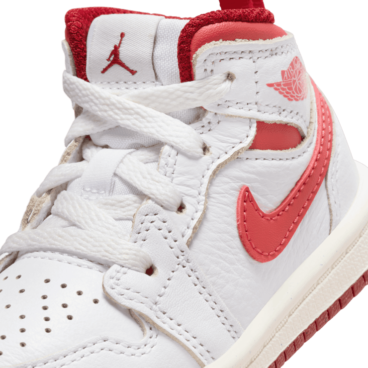 Air Jordan 1 Mid SE TD 'White Dune Red' Angle 4