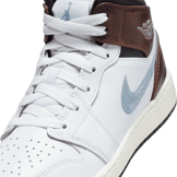 Air Jordan 1 Mid SE GS 'White Blue Grey' Angle 4