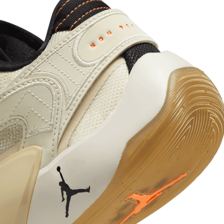 Nike Jordan Luka 2 GS 'Neutral' Angle 5