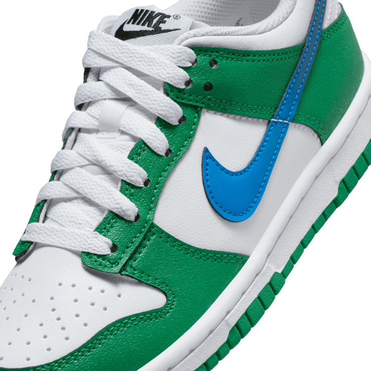 Nike Dunk Low GS 'Malachite' Angle 4