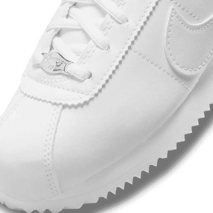 Nike Cortez Basic SL GS 'Triple White' Angle 4