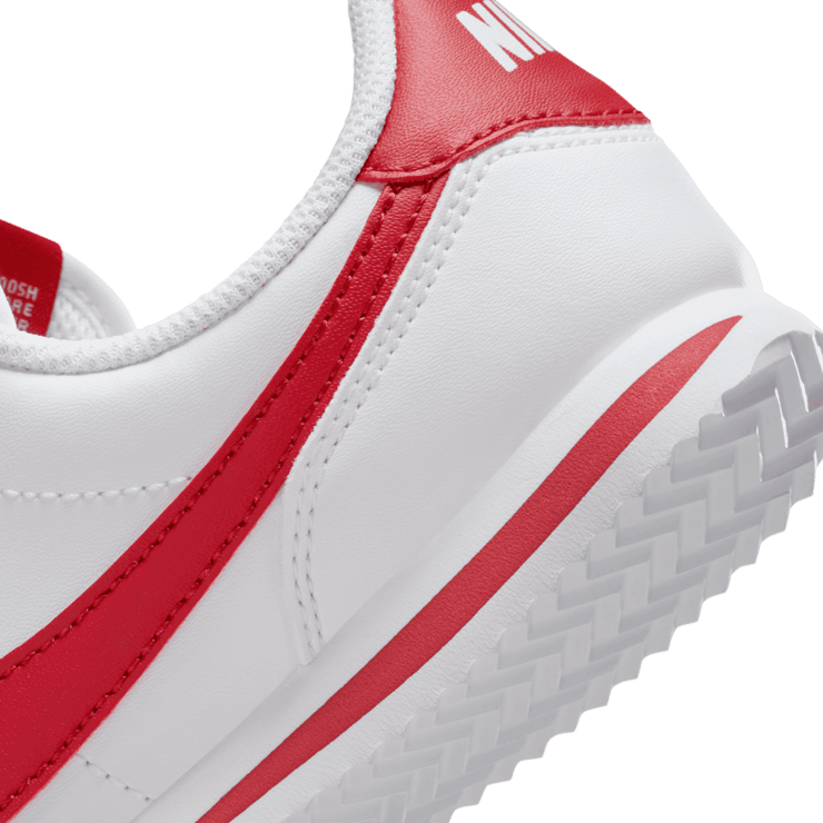 Nike Cortez Basic SL PS 'White Gym Red' Angle 5