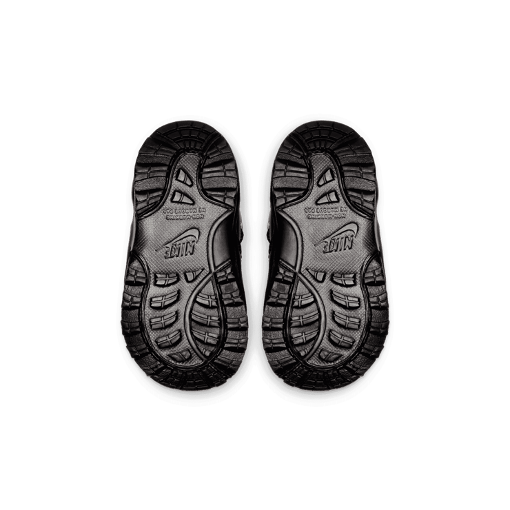 Nike Manoa Leather TD 'Triple Black' Angle 0