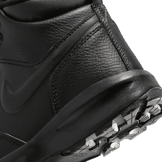 Nike Manoa Leather GS 'Triple Black' Angle 5