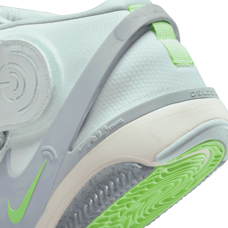 Nike Air Deldon Barely Green Angle 5