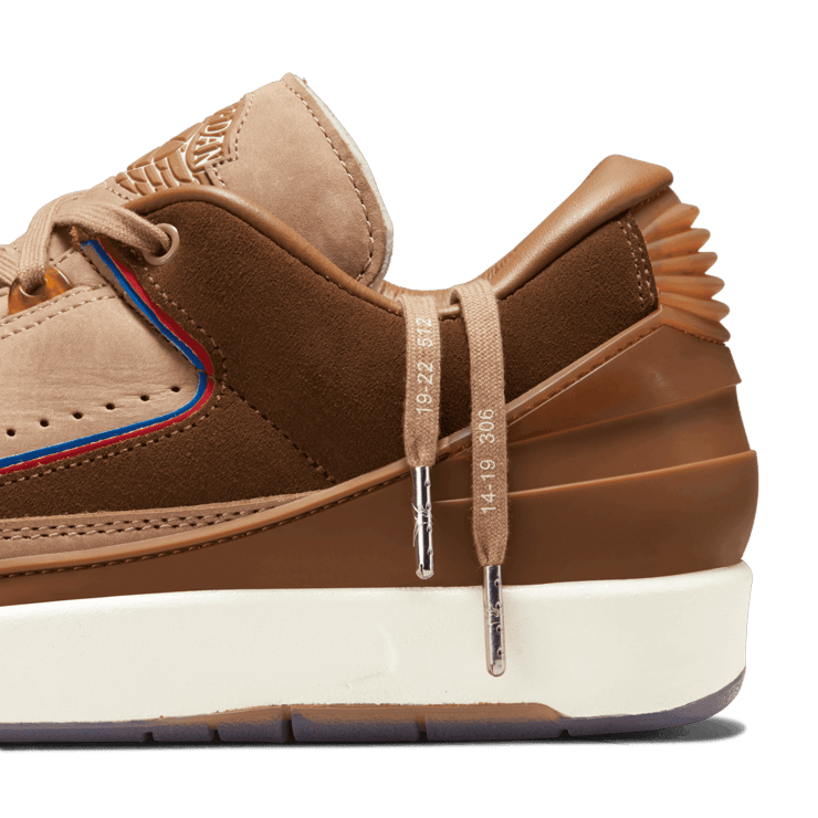 Air Jordan 2 Retro Low Two 18 Angle 7